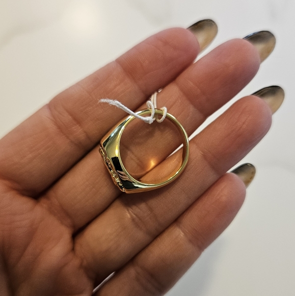 UNCOMMON JAMES Gold Zodiak Leo Ring - Picture 6 of 7